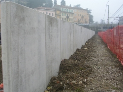 muro-delimitazione-ferrovia