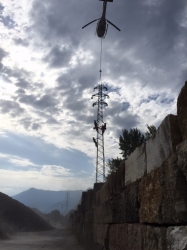 spostamento-traliccio-sostegno-mt-elicottero