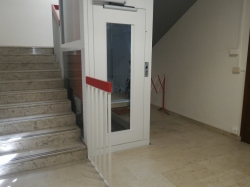 Università degli Studi Padova - Installazione piattaforma elevatrice